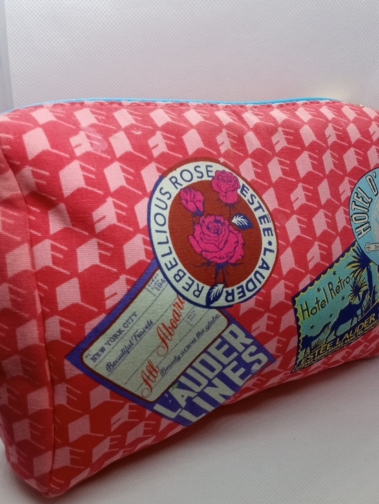 Estee Lauder Other - ESTEE LAUDER MAKE UP BAG